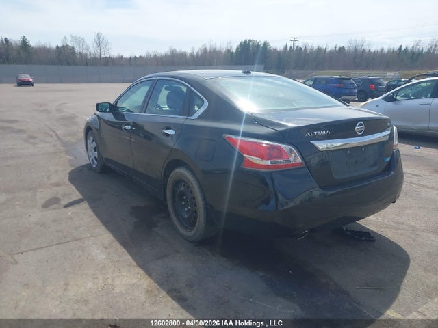 1N4AL3APXFN330111 Nissan Altima 2.5/s/sv/sl