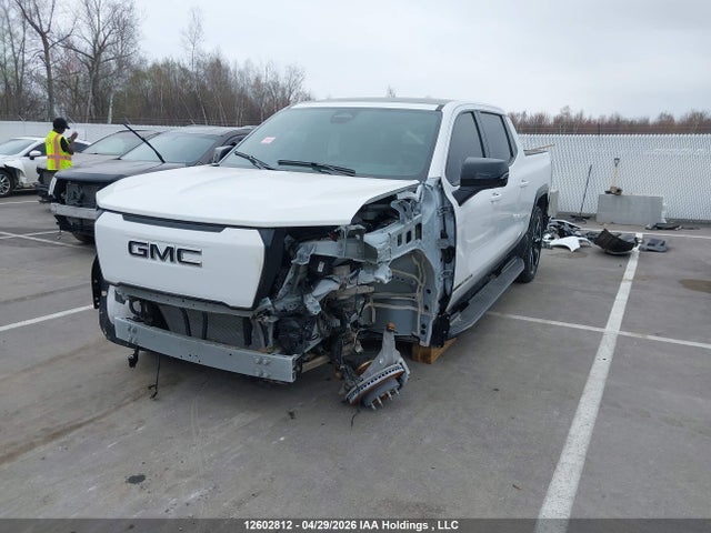 GMC Sierra Ev Extended Range Denali 4wd 2025 1GT40LEL3SU405447 Image 2