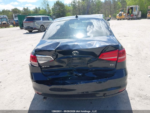 12602831 :رقم المزاد ، 3VWWA7AJ1FM244458 vin ، 2015 Volkswagen Jetta مزاد بيع
