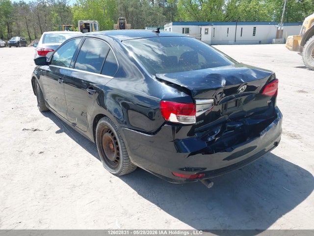 12602831 :رقم المزاد ، 3VWWA7AJ1FM244458 vin ، 2015 Volkswagen Jetta مزاد بيع