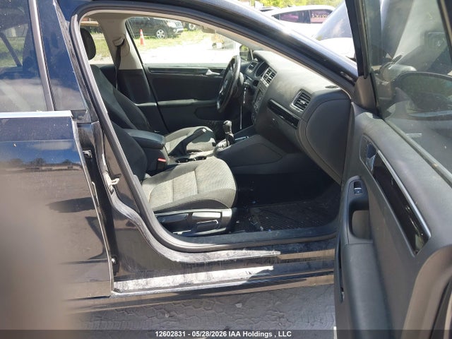 12602831 :رقم المزاد ، 3VWWA7AJ1FM244458 vin ، 2015 Volkswagen Jetta مزاد بيع