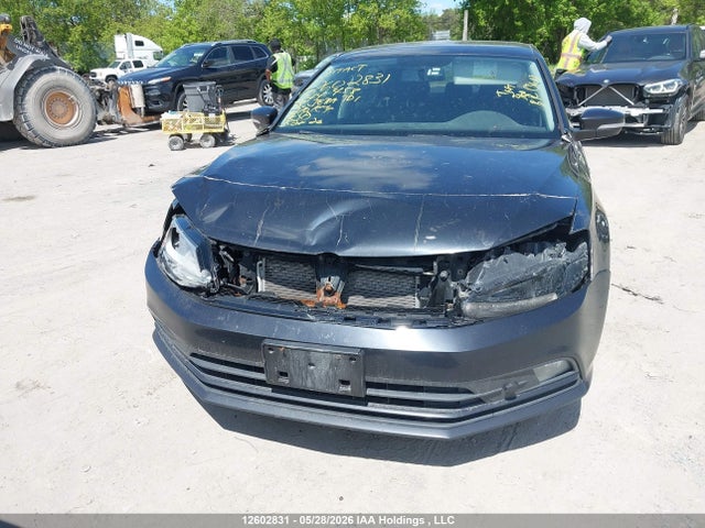 12602831 :رقم المزاد ، 3VWWA7AJ1FM244458 vin ، 2015 Volkswagen Jetta مزاد بيع