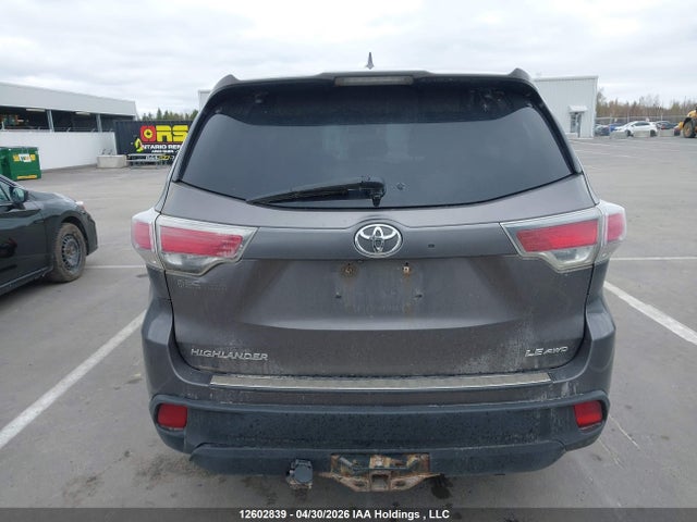 Toyota Highlander 2015 5TDBKRFH3FS185381 Image 16