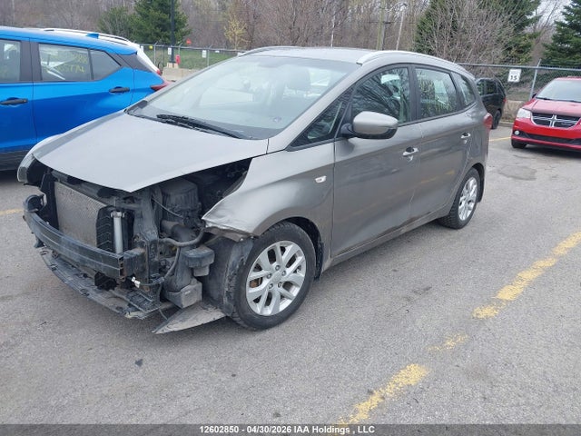 Продажа на аукционе авто 2017 Kia Rondo, vin: KNAHT8A32H7191096, номер лота: 12602850