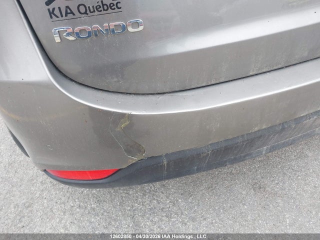 Продажа на аукционе авто 2017 Kia Rondo, vin: KNAHT8A32H7191096, номер лота: 12602850