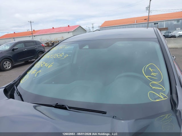 2HKRW2H25JH138046 Honda CR-V LX