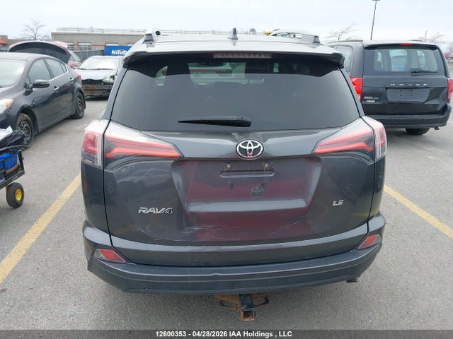2T3ZFREV4JW411042 Toyota RAV4 LE