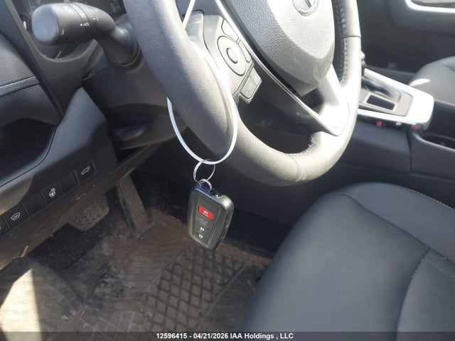2025 Toyota Rav4 Xle მანქანა იყიდება აუქციონზე, vin: 2T3R1RFV3SW512975, აუქციონის ნომერი: 12596415