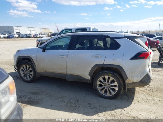 2025 Toyota Rav4 Xle მანქანა იყიდება აუქციონზე, vin: 2T3R1RFV3SW512975, აუქციონის ნომერი: 12596415