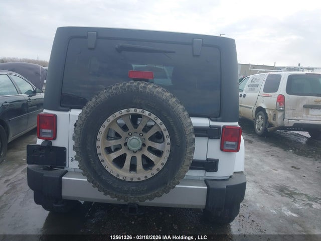 1C4BJWEG5JL863746 Jeep Wrangler Jk Unlimited Sahara