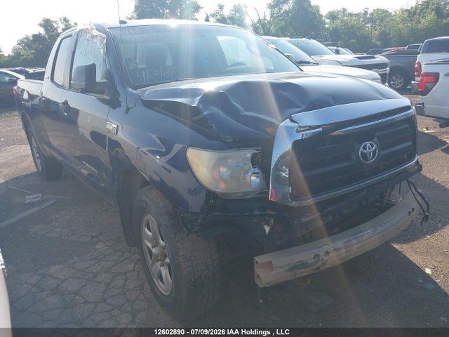 2013 Toyota Tundra Double Cab Sr5 მანქანა იყიდება აუქციონზე, vin: 5TFUY5F15DX277652, აუქციონის ნომერი: 12602890