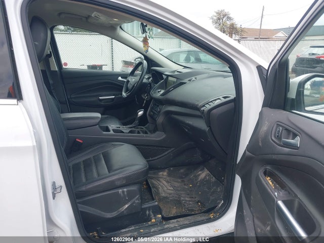 1FMCU9HD8JUA45108 Ford ESCAPE SEL