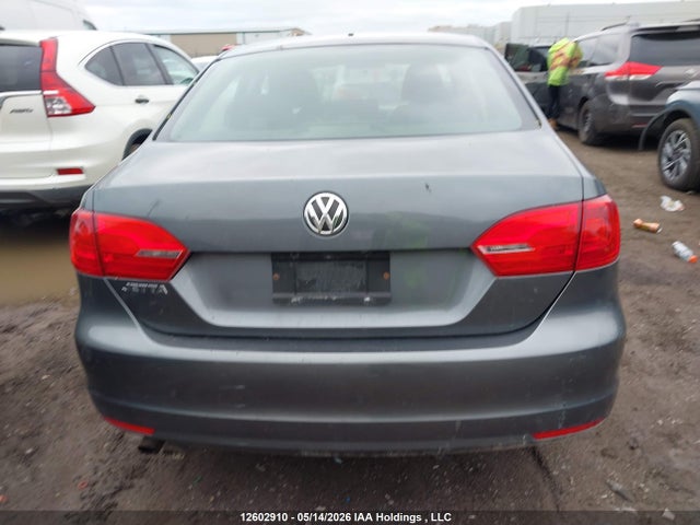 12602910 :رقم المزاد ، 3VW2K7AJ4DM442508 vin ، 2013 Volkswagen Jetta مزاد بيع