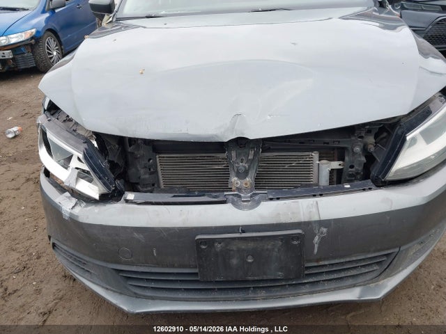 12602910 :رقم المزاد ، 3VW2K7AJ4DM442508 vin ، 2013 Volkswagen Jetta مزاد بيع