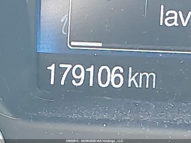 1FMCU9J9XJUA37520 Ford Escape Titanium