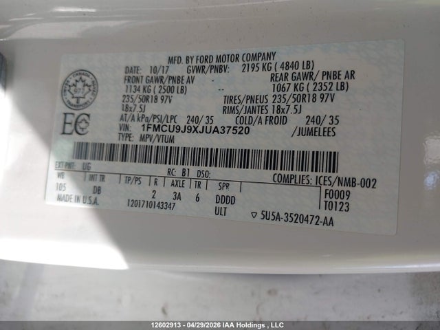 1FMCU9J9XJUA37520 Ford Escape Titanium