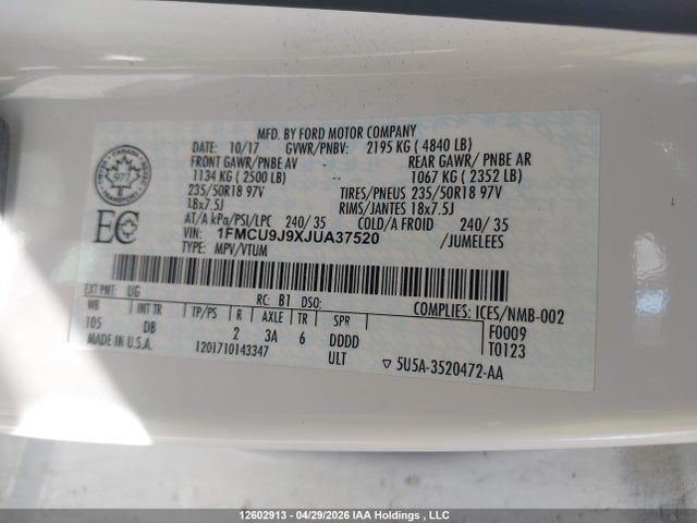 1FMCU9J9XJUA37520 Ford Escape Titanium