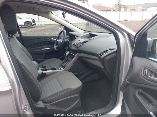 1FMCU0GX9GUC69455 Ford ESCAPE SE