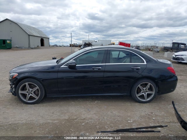 55SWF4KB0JU256123 Mercedes-Benz C 300 4matic
