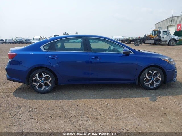 2020 Kia Forte Ex მანქანა იყიდება აუქციონზე, vin: 3KPF54AD3LE227683, აუქციონის ნომერი: 12602971