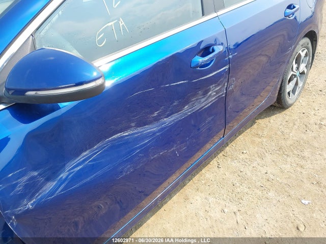 2020 Kia Forte Ex მანქანა იყიდება აუქციონზე, vin: 3KPF54AD3LE227683, აუქციონის ნომერი: 12602971