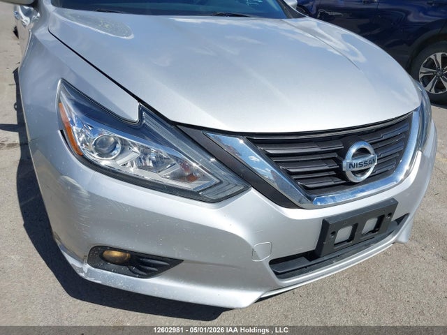 1N4AL3AP0HN327950 Nissan Altima