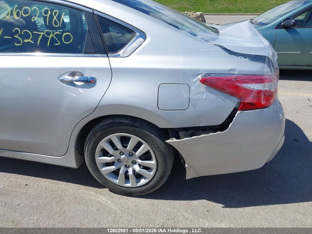 1N4AL3AP0HN327950 Nissan Altima
