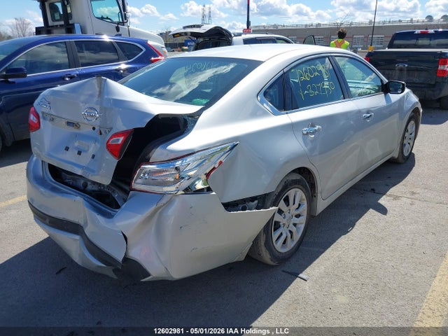 1N4AL3AP0HN327950 Nissan Altima