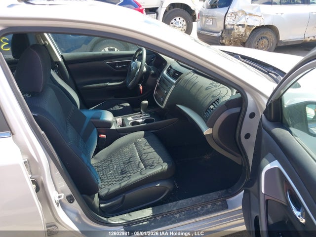 1N4AL3AP0HN327950 Nissan Altima