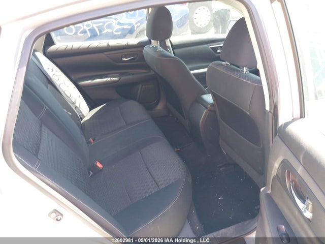 1N4AL3AP0HN327950 Nissan Altima
