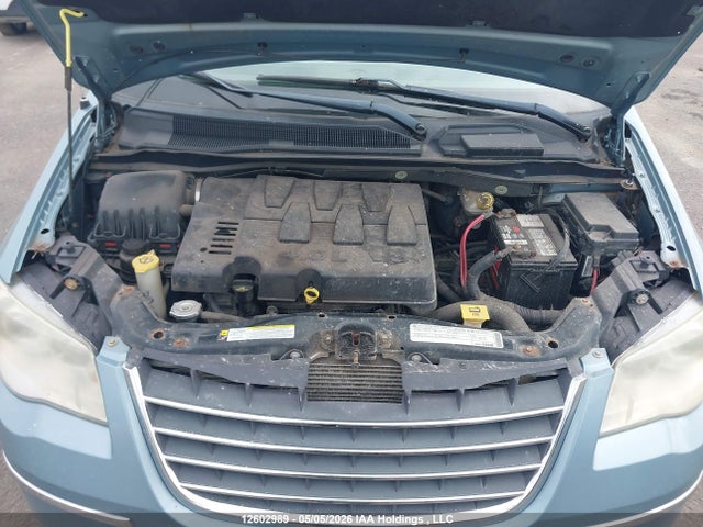 12602989 :رقم المزاد ، 2A4RR6DX4AR336923 vin ، 2010 Chrysler Town & Country Limited مزاد بيع