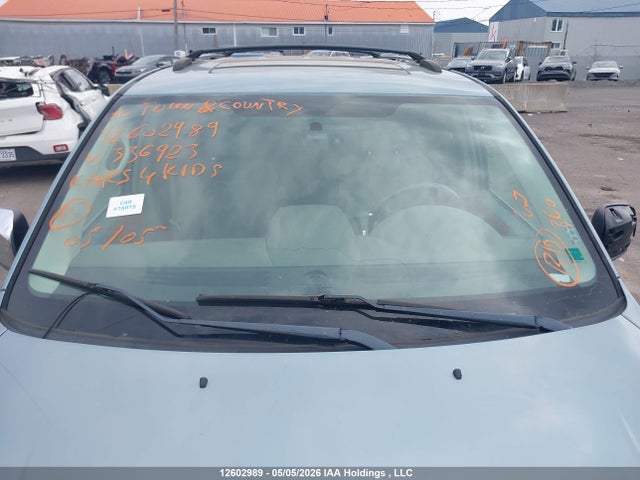 12602989 :رقم المزاد ، 2A4RR6DX4AR336923 vin ، 2010 Chrysler Town & Country Limited مزاد بيع