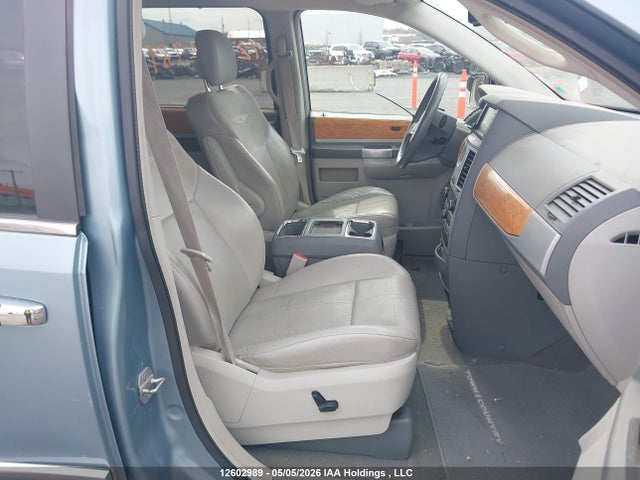 12602989 :رقم المزاد ، 2A4RR6DX4AR336923 vin ، 2010 Chrysler Town & Country Limited مزاد بيع