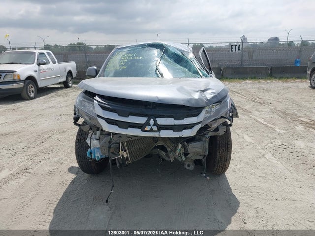 JA4AJUAU8TU602193 Mitsubishi RVR ES