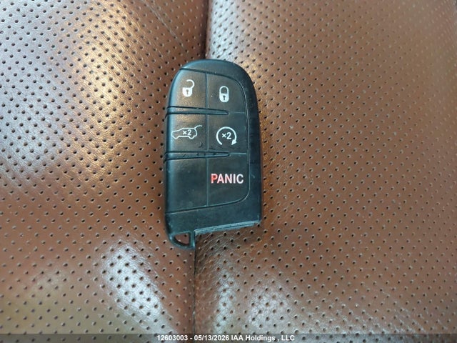 1C4RJFCM9GC449658 Jeep Grand Cherokee Overland