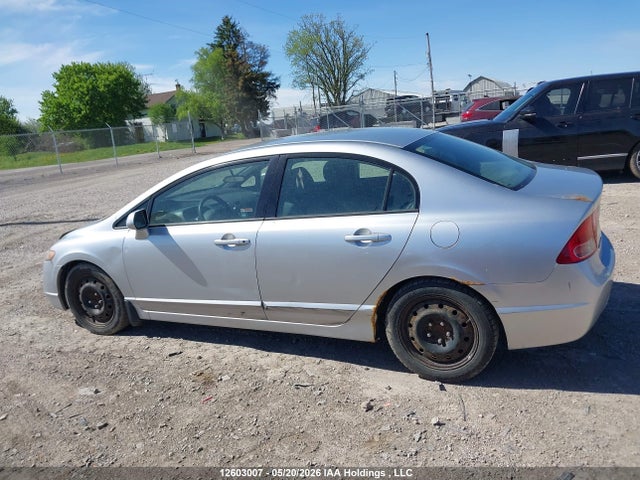 Продажа на аукционе авто 2006 Honda Civic Lx, vin: 2HGFA16526H002581, номер лота: 12603007
