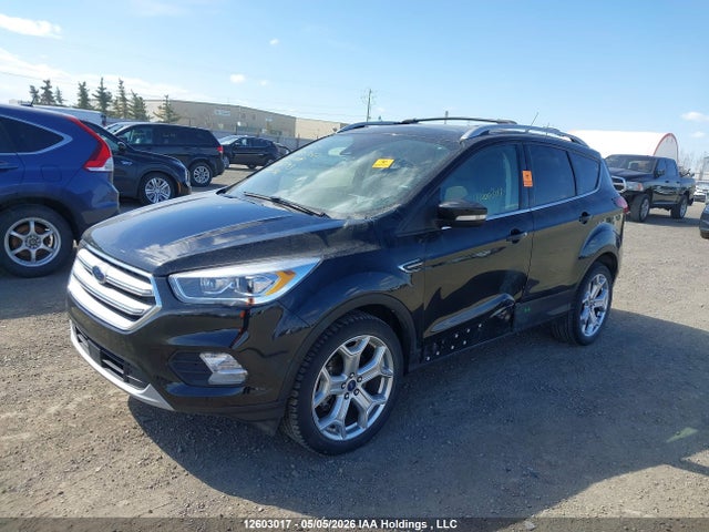 1FMCU9J91KUB36793 Ford Escape Titanium