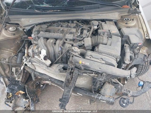 KMHLM4AG6NU316146 Hyundai Elantra Preferred Ivt