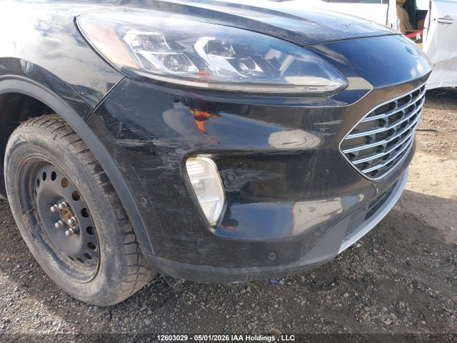 12603029 :رقم المزاد ، 1FMCU0LZ1MUB30147 vin ، 2021 Ford Escape Phev Titanium مزاد بيع