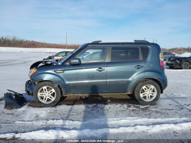 2011 Kia Soul 2u მანქანა იყიდება აუქციონზე, vin: KNDJT2A27B7320448, აუქციონის ნომერი: 12580504