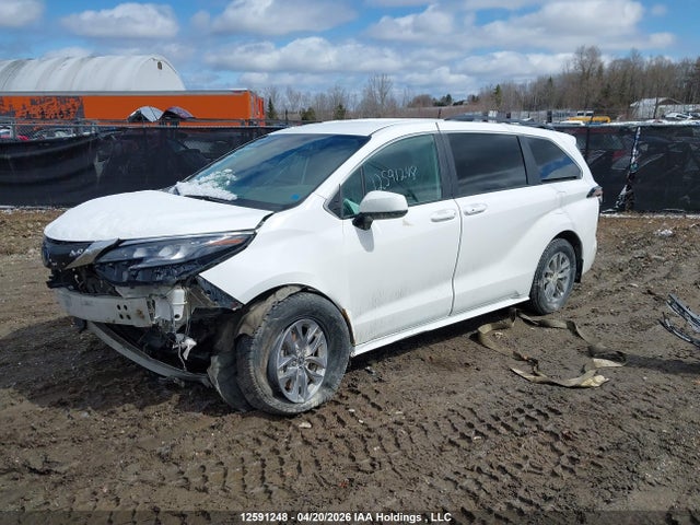 5TDGSKFC1SS209477 Toyota Sienna Le 8-passenger