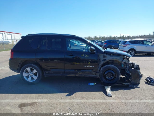 1C4NJDAB7GD737421 Jeep Compass Sport/north