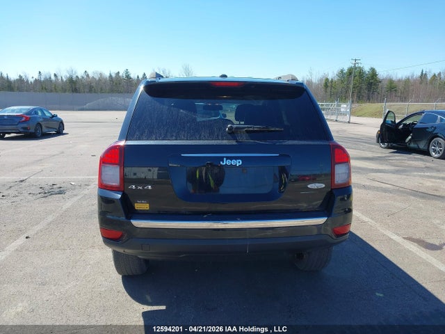 1C4NJDAB7GD737421 Jeep Compass Sport/north