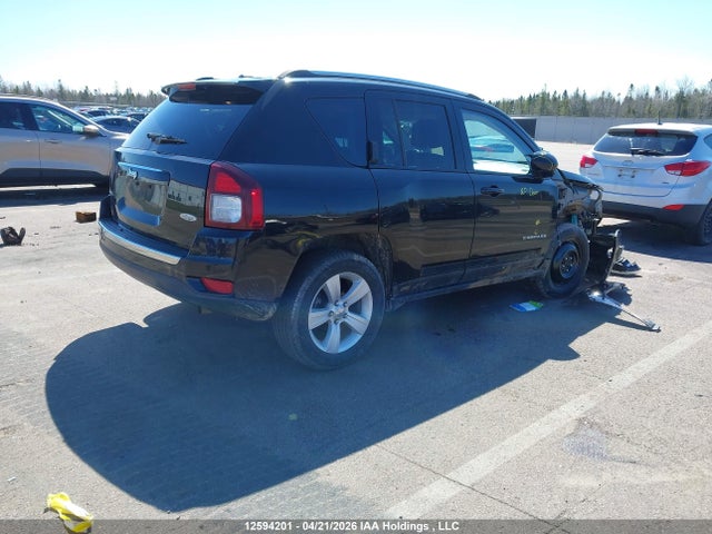 1C4NJDAB7GD737421 Jeep Compass Sport/north