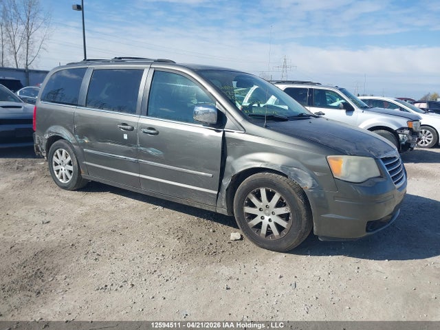 2010 Chrysler Town & Country Touring მანქანა იყიდება აუქციონზე, vin: 2A4RR5DX0AR313620, აუქციონის ნომერი: 12594511