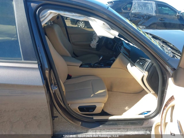Продажа на аукционе авто 2013 Bmw 328i Xdrive/xdrive Classic Line, vin: WBA3B3C5XDJ810328, номер лота: 12573938