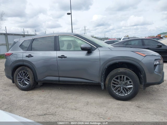 JN8BT3AB8SW432194 Nissan ROGUE S