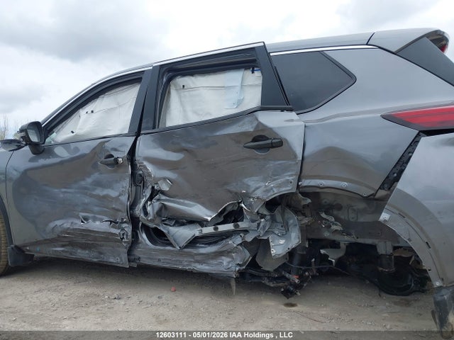JN8BT3AB8SW432194 Nissan ROGUE S
