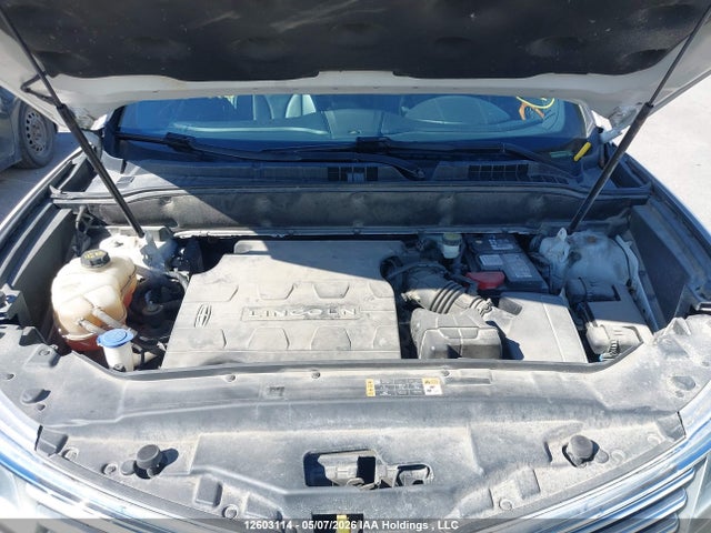 2LMTJ8LR8GBL82757 Lincoln MKX
