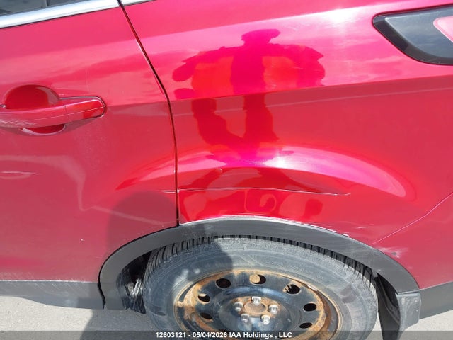 1FMCU0GD7JUB91478 Ford ESCAPE SE
